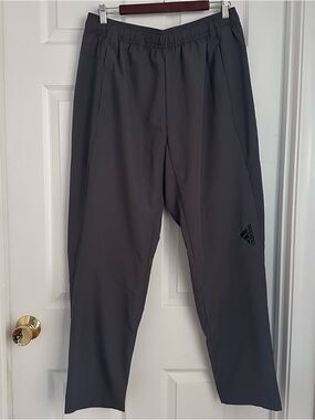 Adidas AEROREADY Men’s Large Gray Training Long Pants Tapered Stretch Gym NWT
